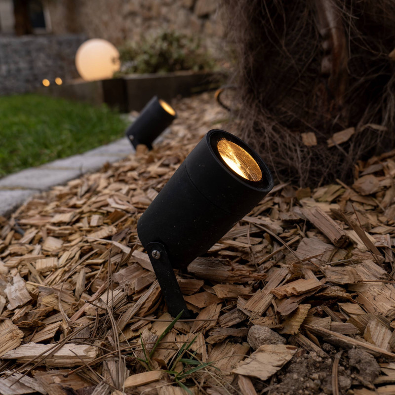 Spots extérieurs design avec piquet X4 - Noirs - Pour Ampoule LED GU10 - Étanche IP65 - Orientables - Fixations discrètes