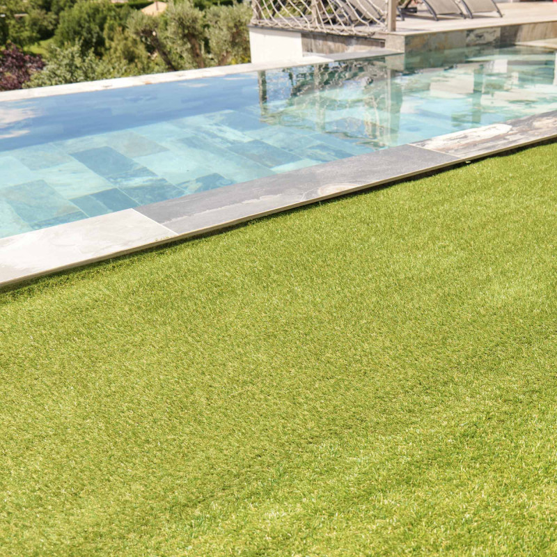 Gazon synthétique artificiel rouleau 8m2 - 1230g/m2 - Épaisseur 2cm - Pelouse synthétique balcon, terrasse - Effet Naturel