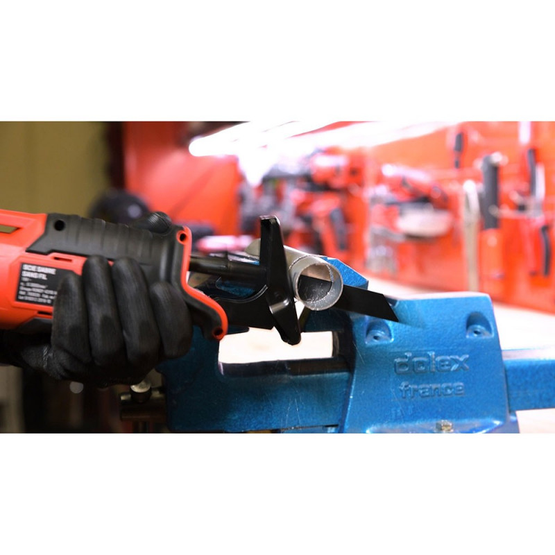 Scie sabre sans fil 18V Easy Full - sans batterie - Vitesse variable 0 à 3000 tr/min - 2 lames pour coupe de bois et métal